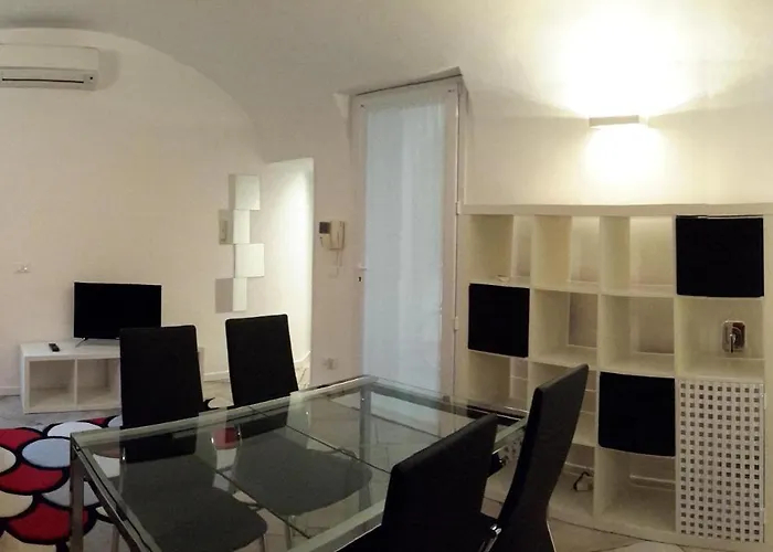 Fuori Portico Rialto *